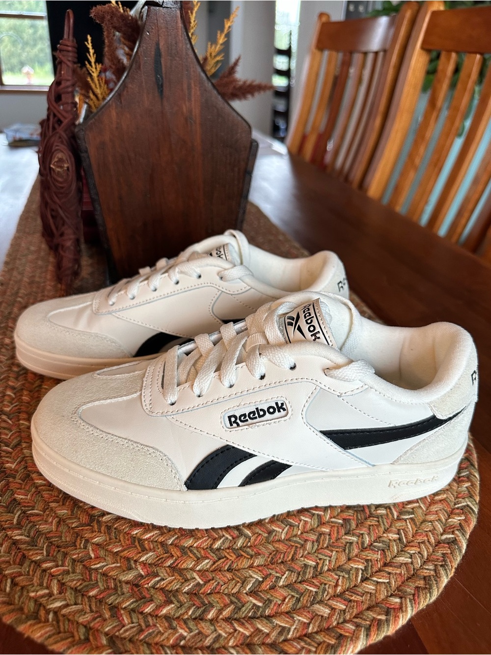 Reebok Women’s Sneakers with Black Accents Low-Top